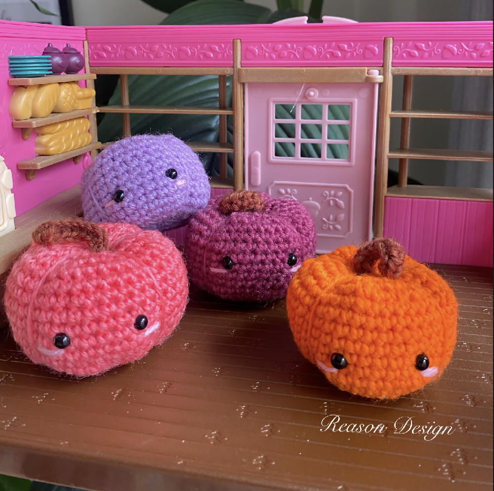 Small amigurumi crochet Pumpkin food plushie