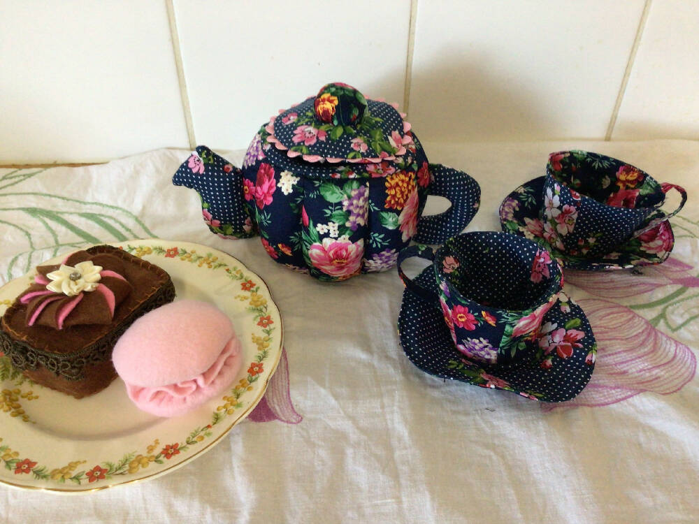 My First Teaset Navy Floral