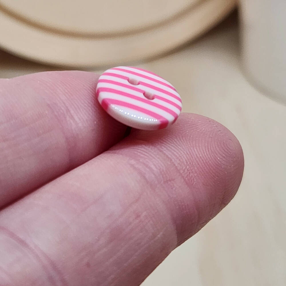 Button STUD Earrings - STRIPES Red Black Pink - Round - 12mm