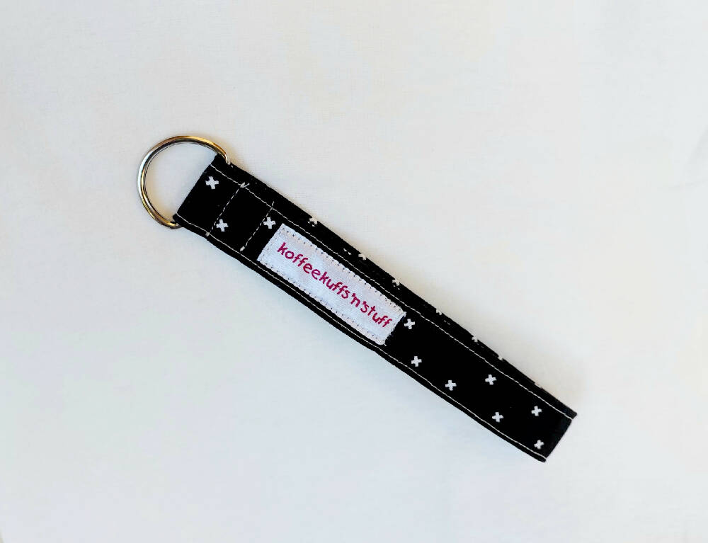 Wristlet D-ring key fob