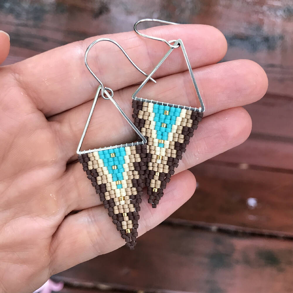 Handwoven seed bead earrings - Outback Sand