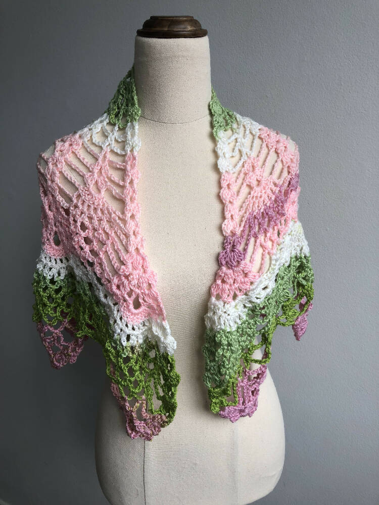 Pineapple Shawlette 1