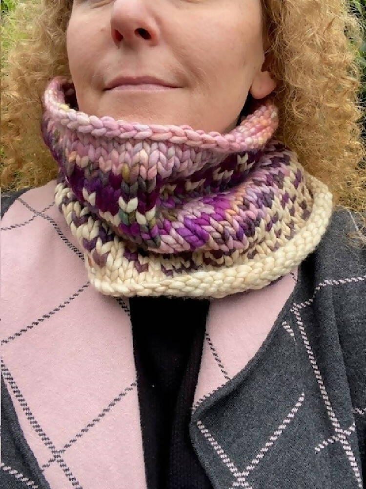 Hand Knitted Rainbow Cowl Peruvian Chunky Merino Staceysknitwits 004