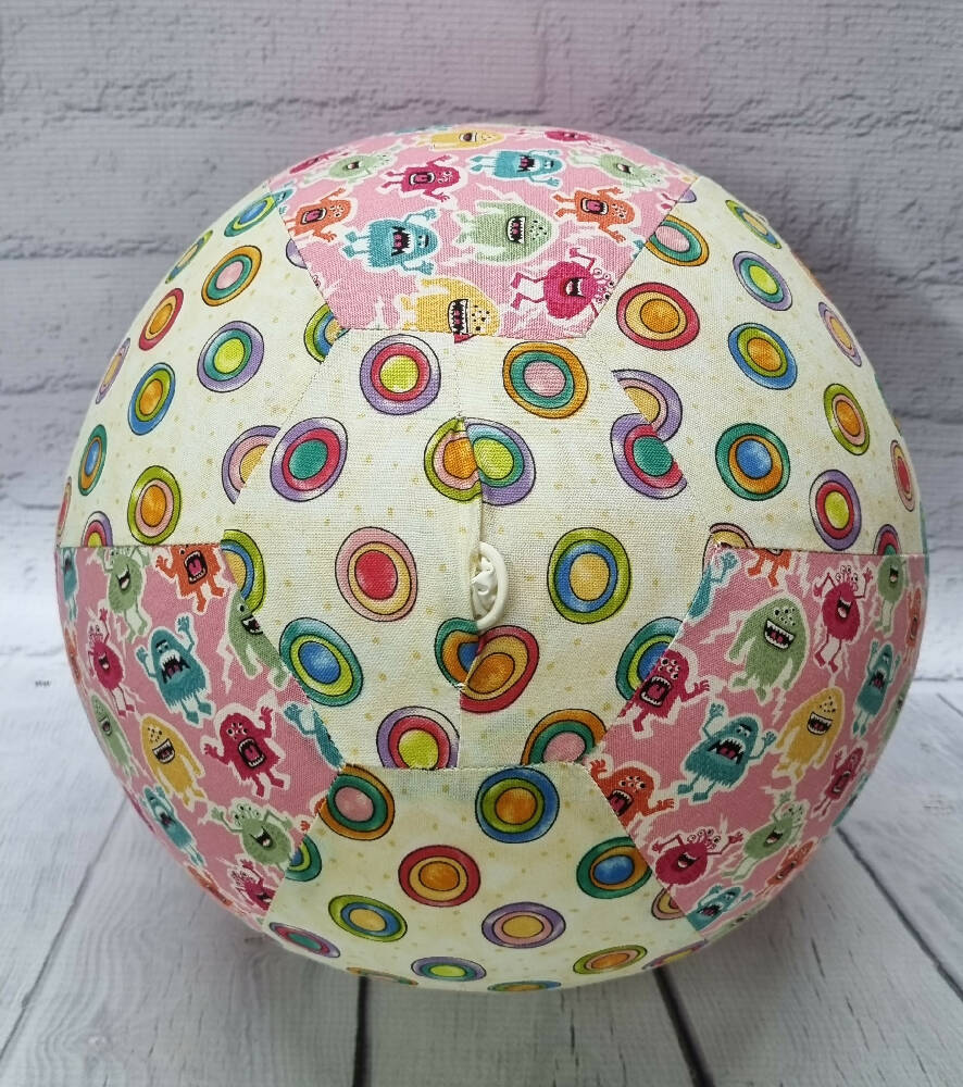 Balloon Ball: Monster fun in Circles: two tone style
