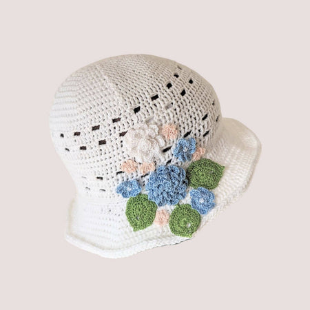 Women cotton crochet chemo hat, 5cm brim, flower embellishment