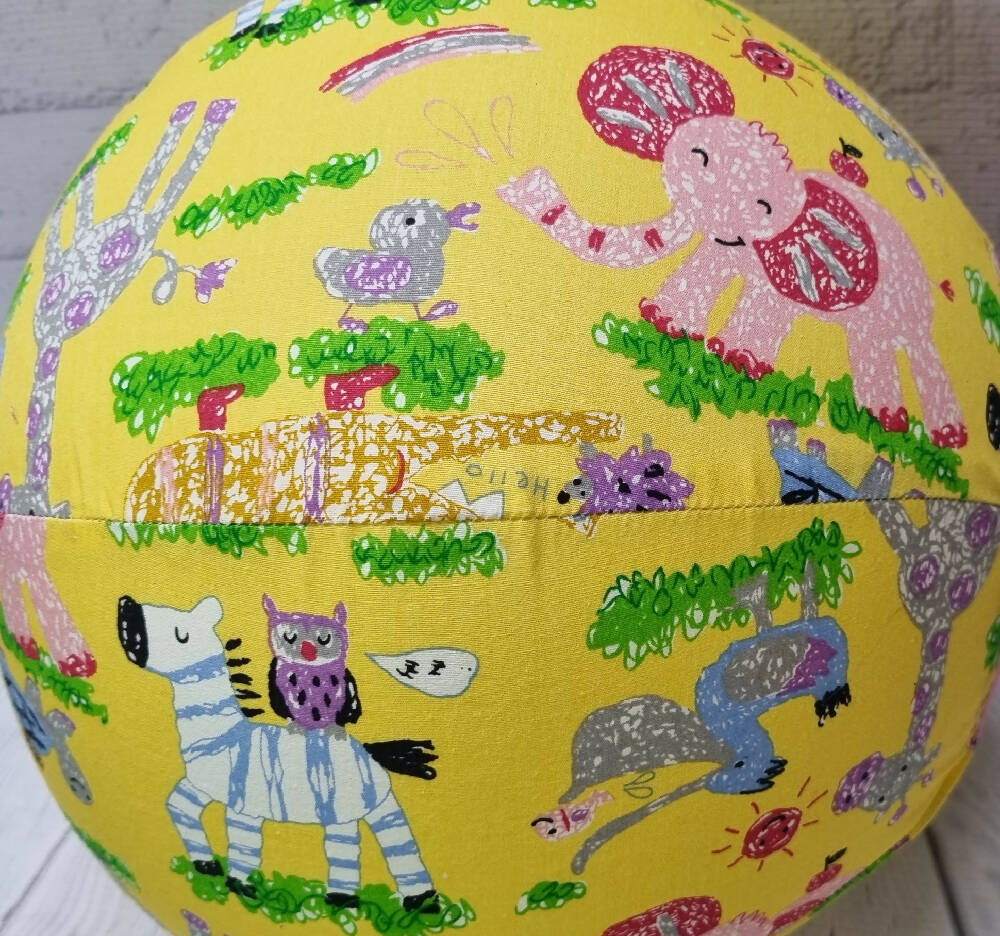 Balloon Ball: Cartoon Zoo with pink front: solid print