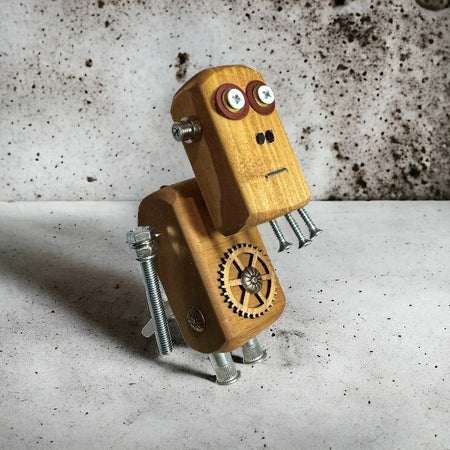 Phineas - Wooden Steampunk Robot