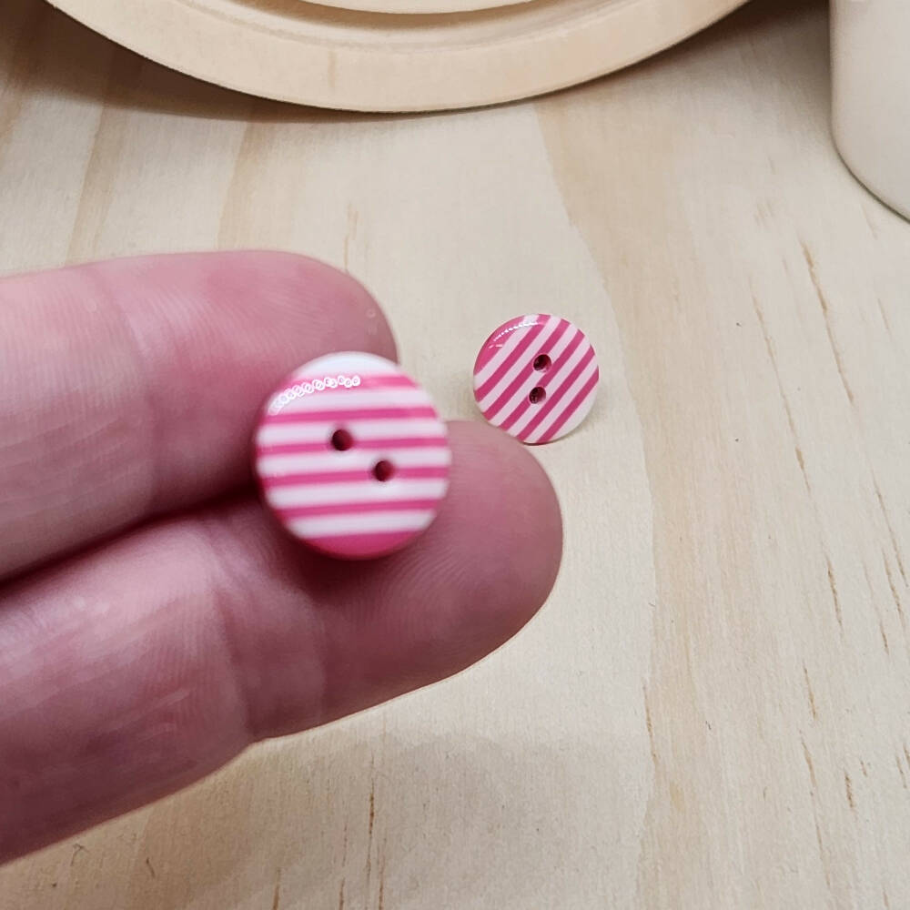 Button STUD Earrings - STRIPES Red Black Pink - Round - 12mm