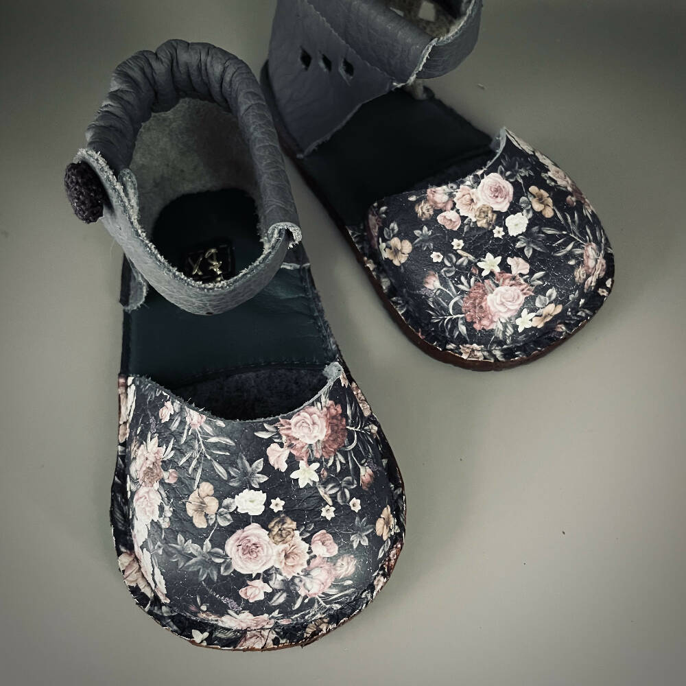 handmade sandal Grey floral first walker size 3