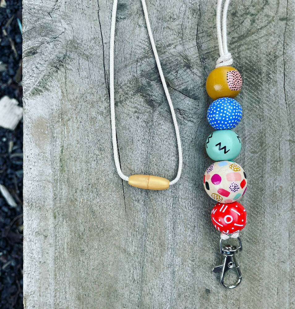 The Ezmay Lanyard