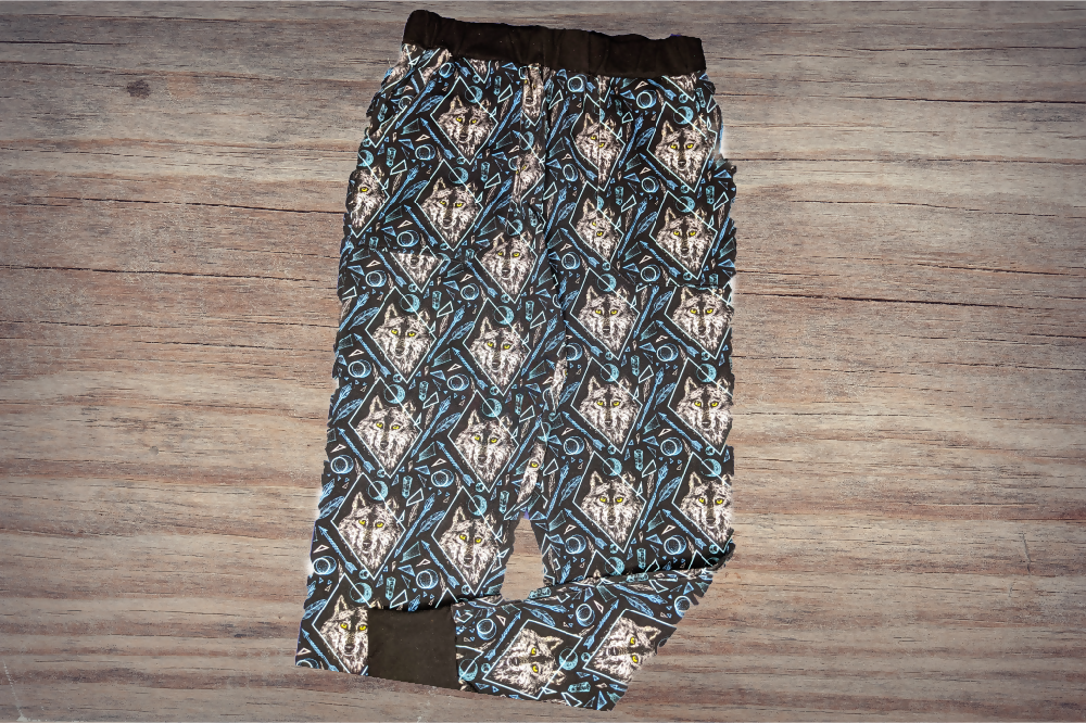 Boys Track Pants, Wolf, Size 10