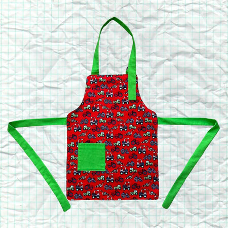 Apron... Childrens Reversible ... Tractors .. 2-3 years