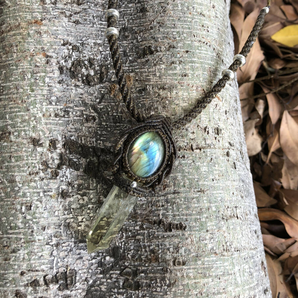 M049-Macrame labradorite & citrine point pendant, boho style pendant with gemstones