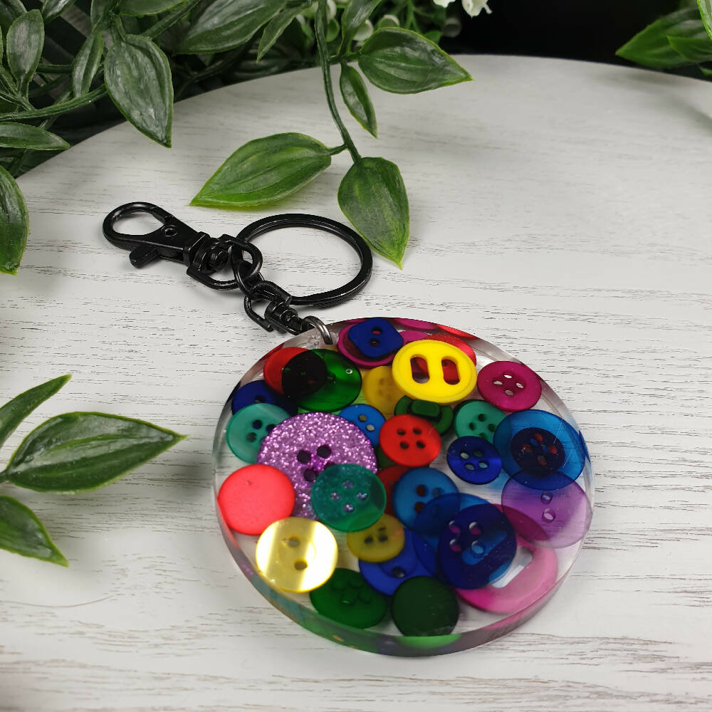 Buttons Key Rings Keyring Rainbow Buttons Round - Resin 6cm Addicted to Buttons