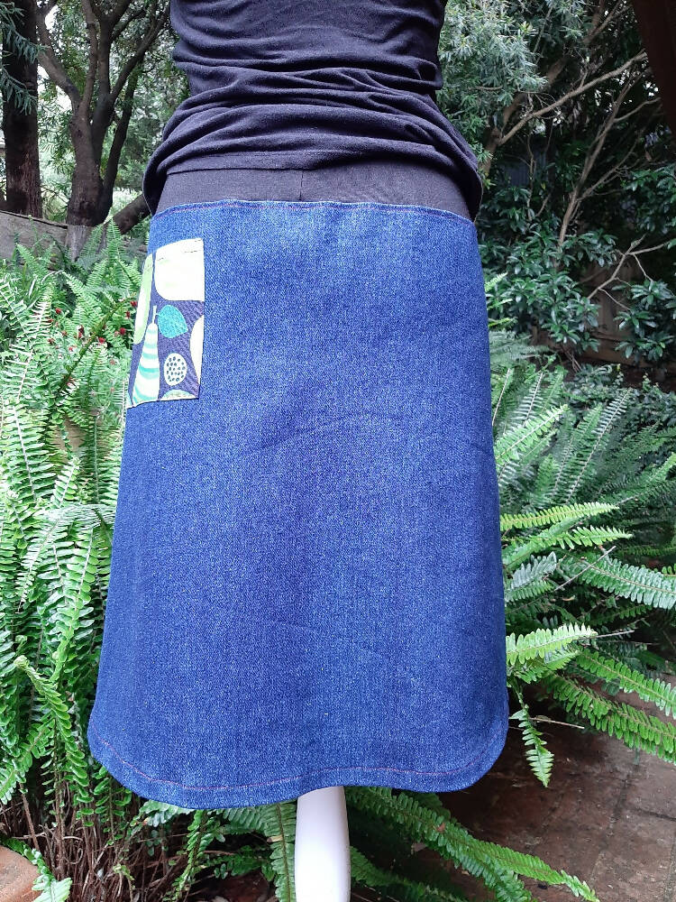 Avocado and pear skirt in blues and greens