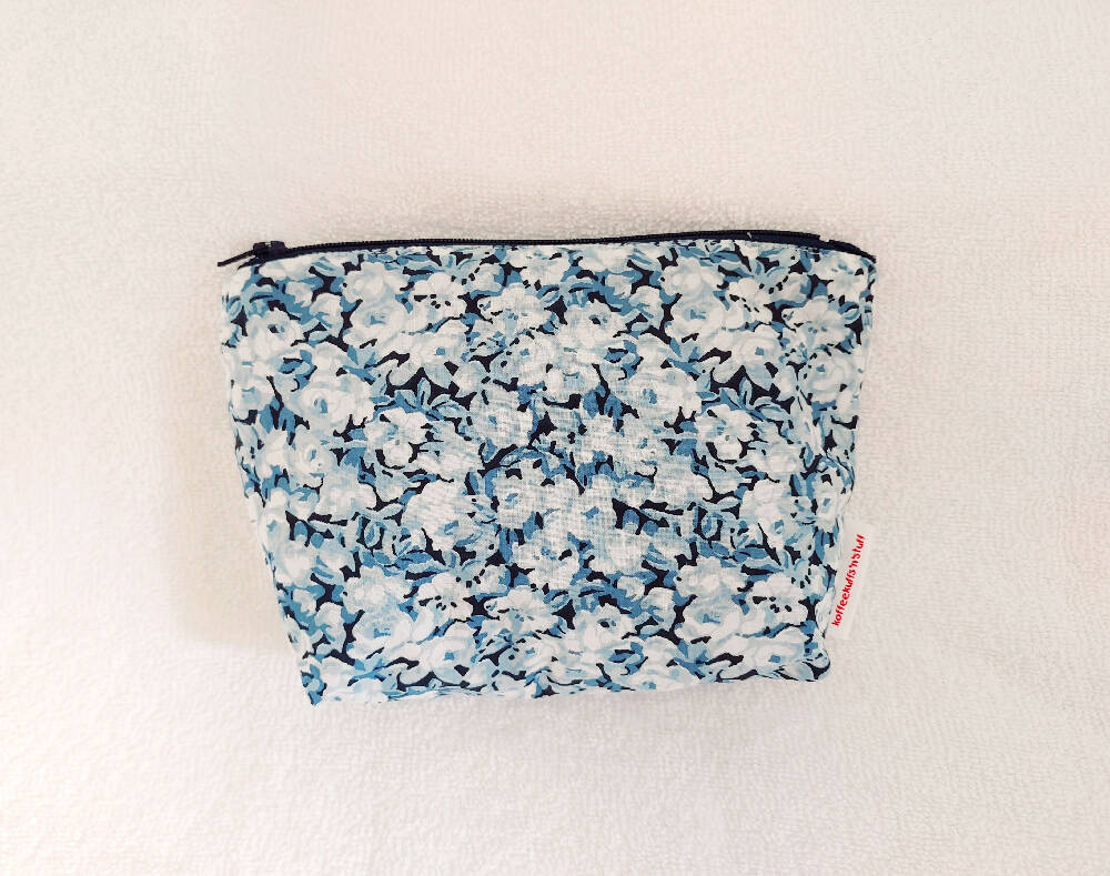 Small Zipped Pouch