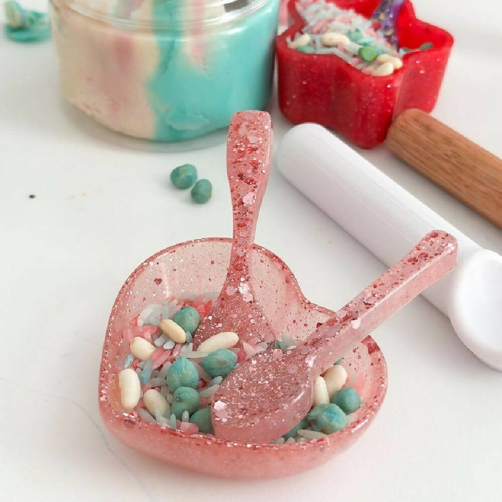 Resin spoon for play