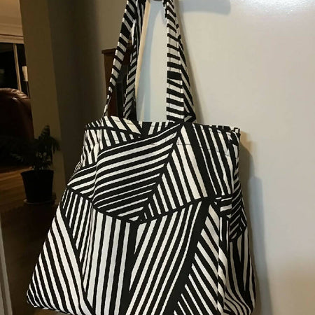 Canvas french seam wide base tote bag