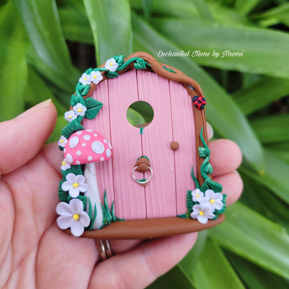 Pink Woodland mini Fairy Door