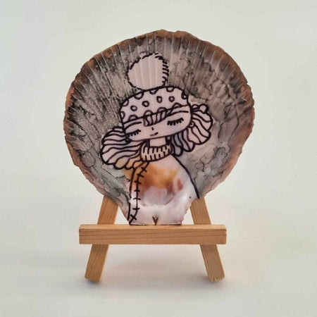 Scallop Series : Abigail Original Ink on a scallop shell from Jervis Bay