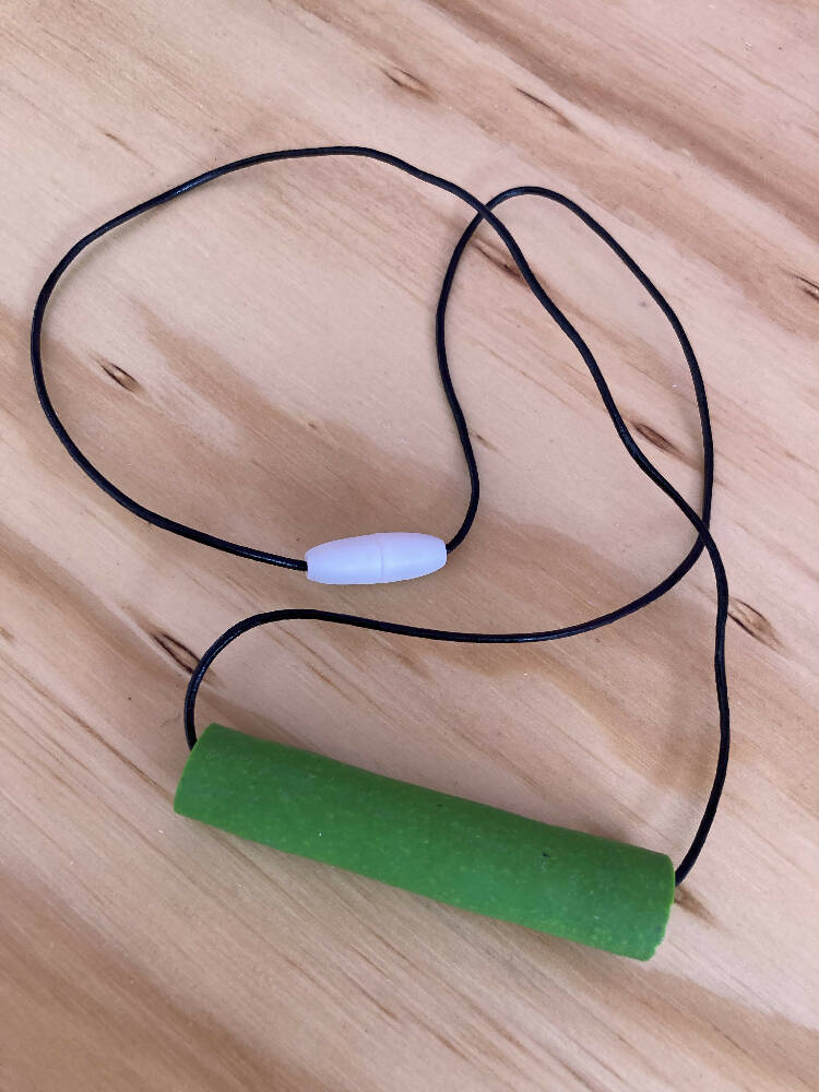 Polymer clay bar necklace - green