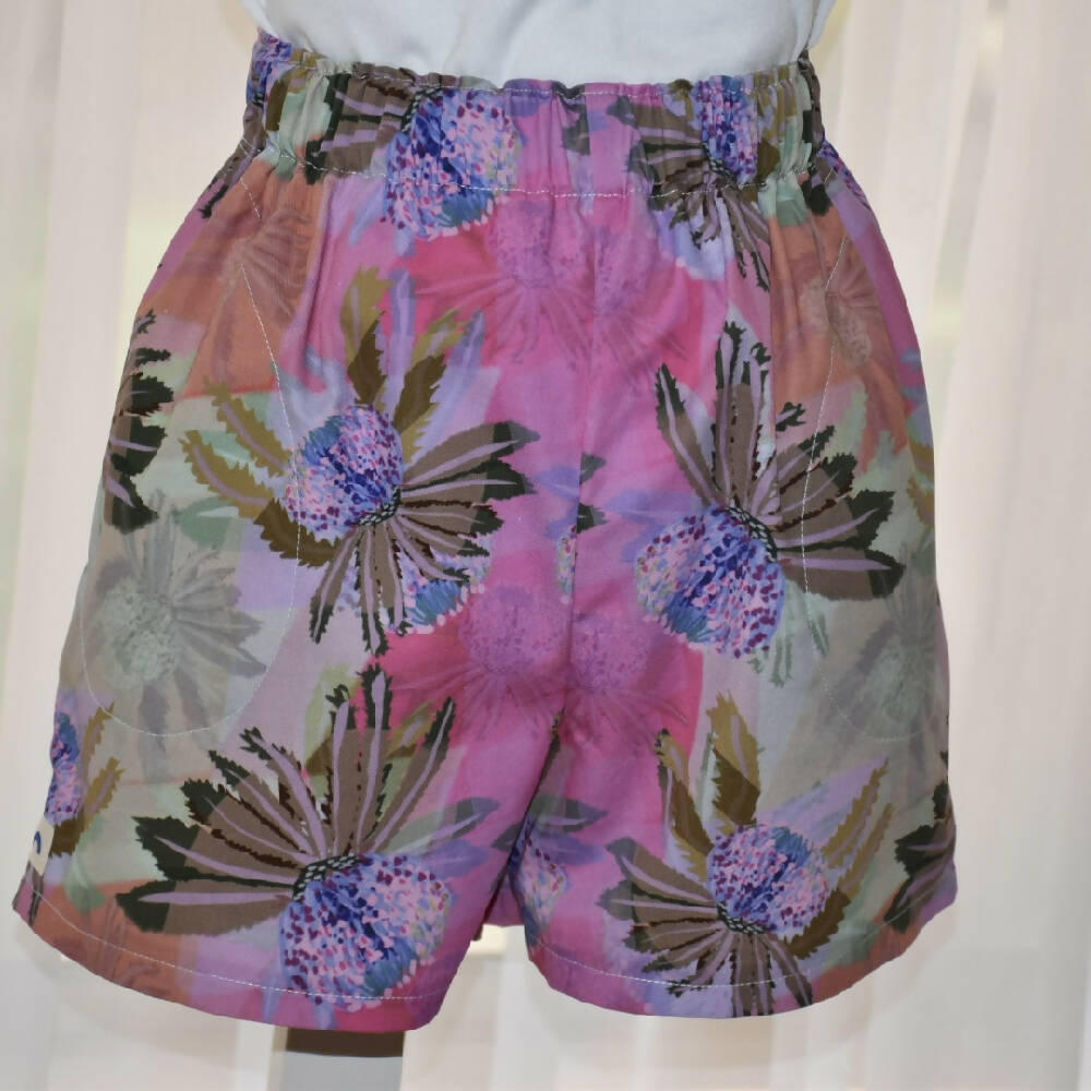 Kids shorts, 2 x side seam pockets, exclusive fabric print