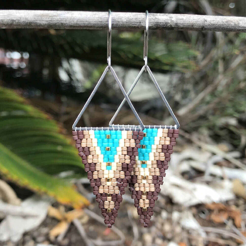 Handwoven seed bead earrings - Outback Sand