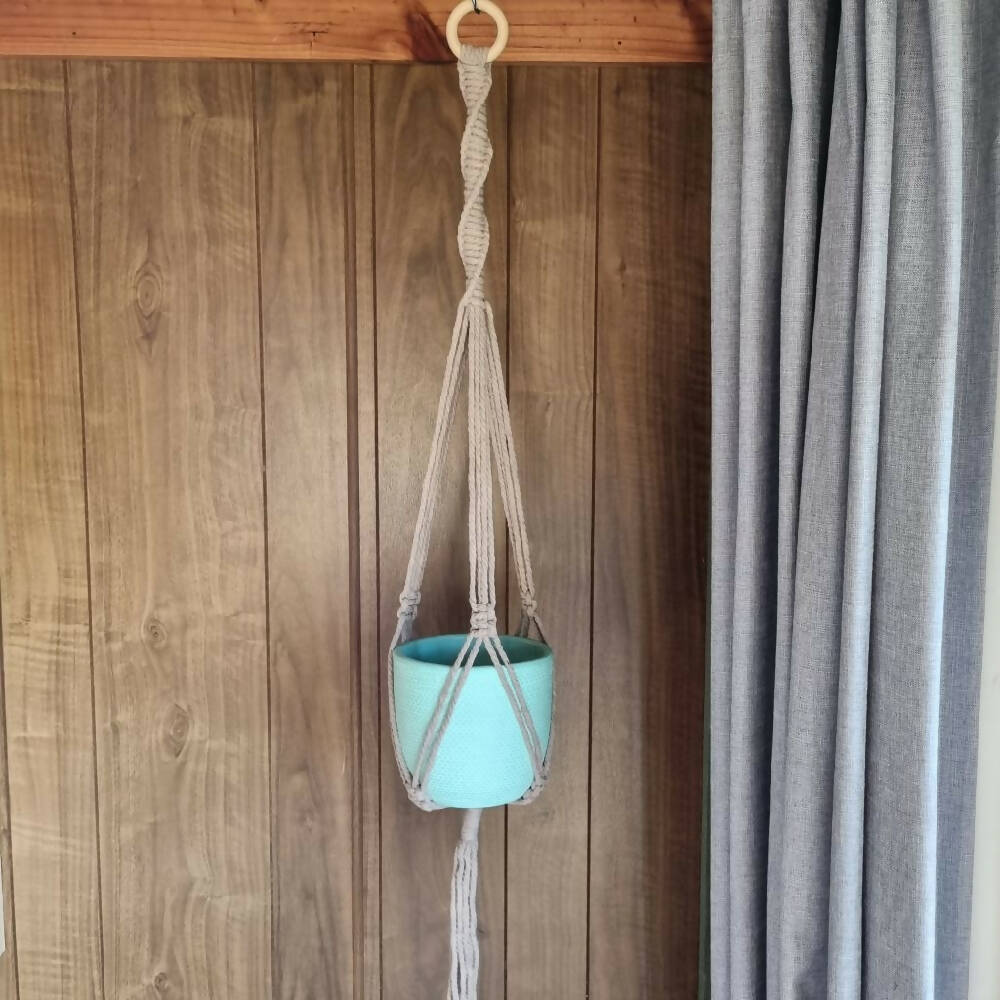 Macrame Plant Hanger - AIYOKA