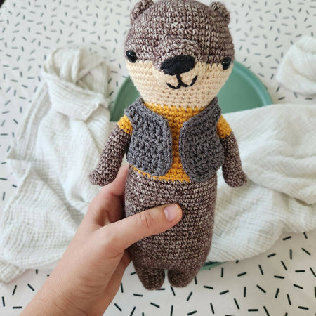 Otter toy - crochet