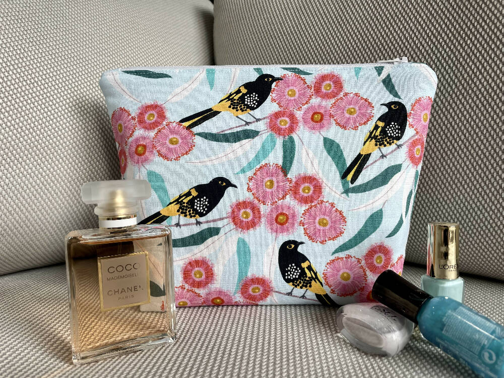 Honey Eater & Gum Blossom Toiletries/Make Up Bag