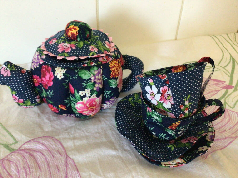 My First Teaset Navy Floral