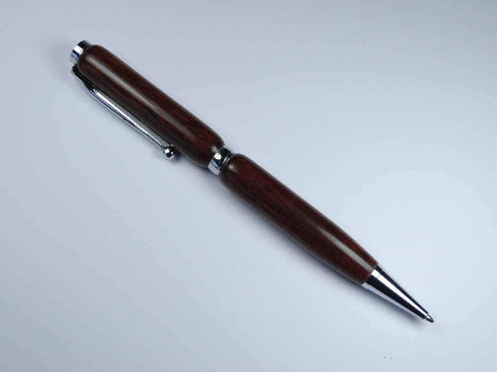 Walnut Slimline pen