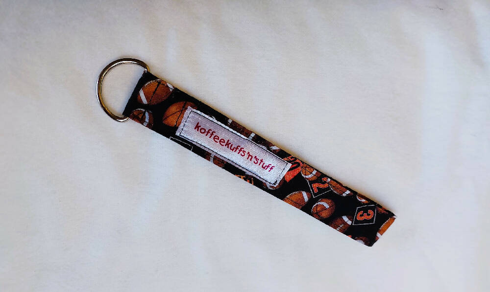 Wristlet D-ring key fob