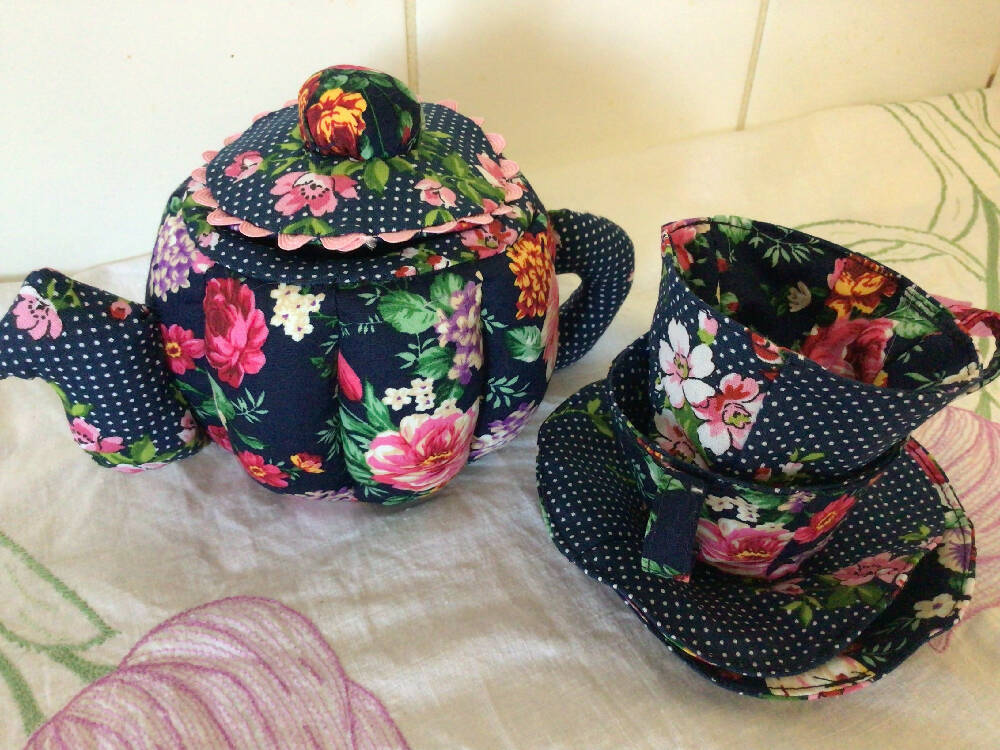 My First Teaset Navy Floral