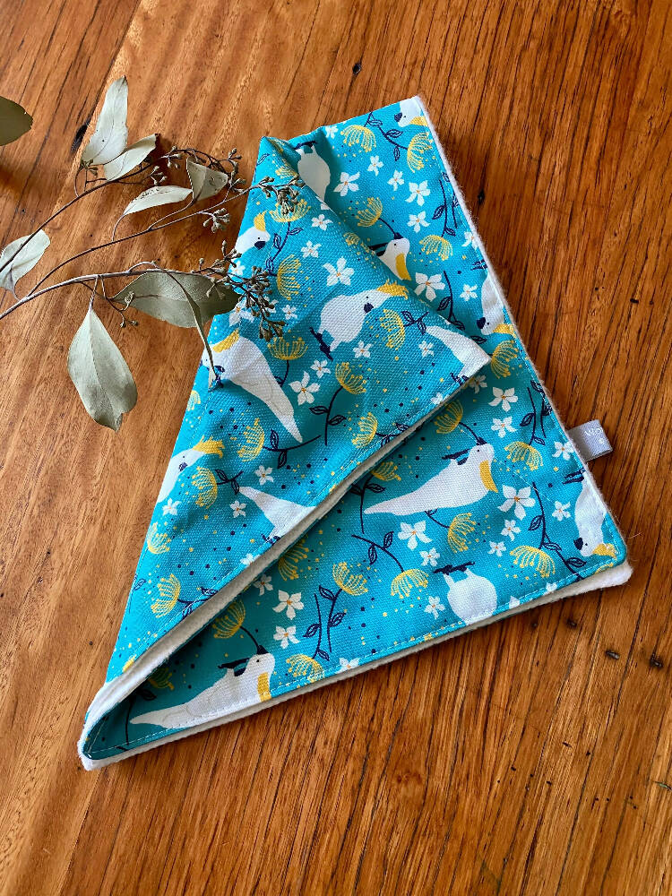 burp cloth - cockatoos turquoise / organic cotton hemp fleece / baby toddler