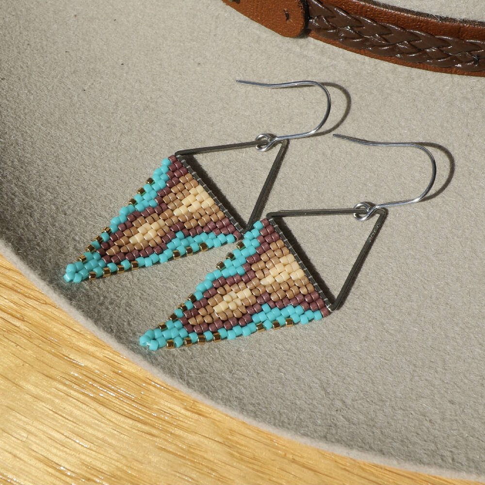 Handwoven seed bead earrings - Desert Sand