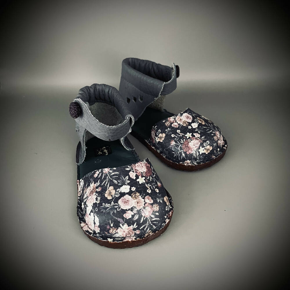 handmade sandal Grey floral first walker size 3