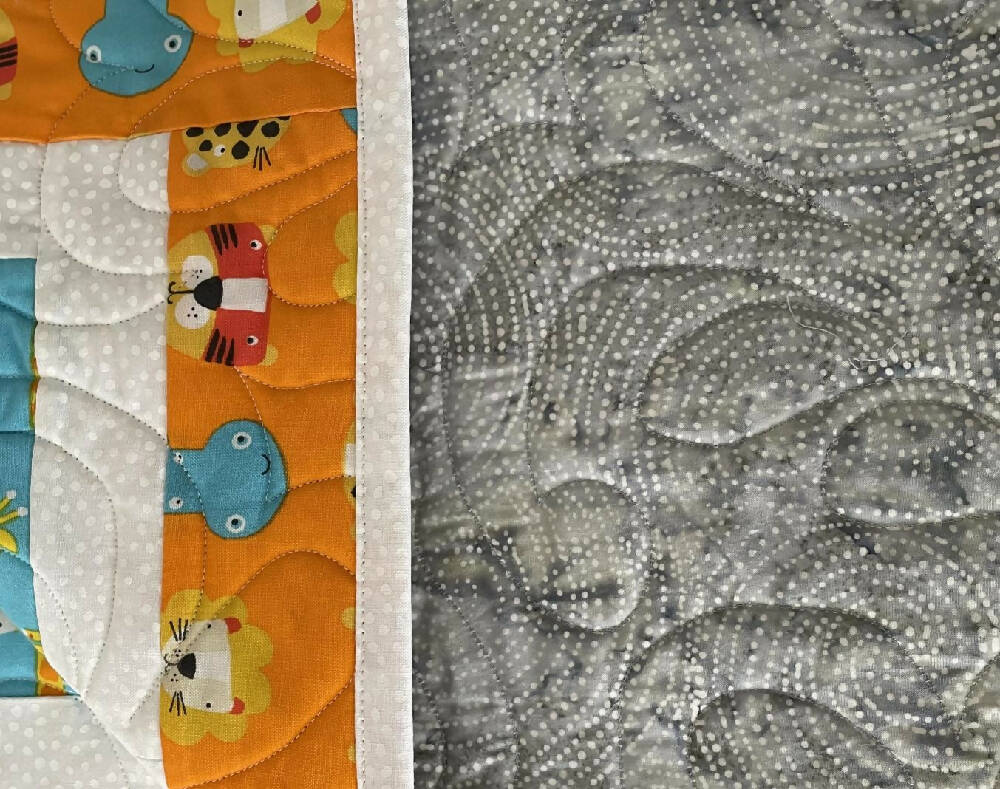 Zoo Animals Play Quilt