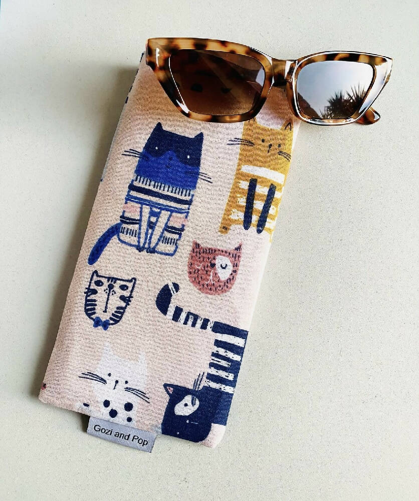 Sunglasses Pouch - Whiskers