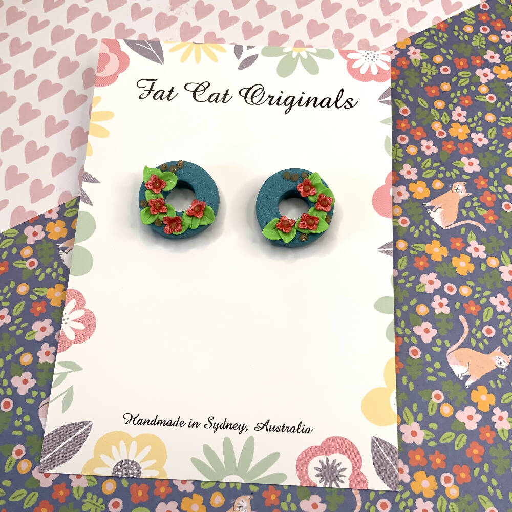 Earrings: Floral Studs (Large)