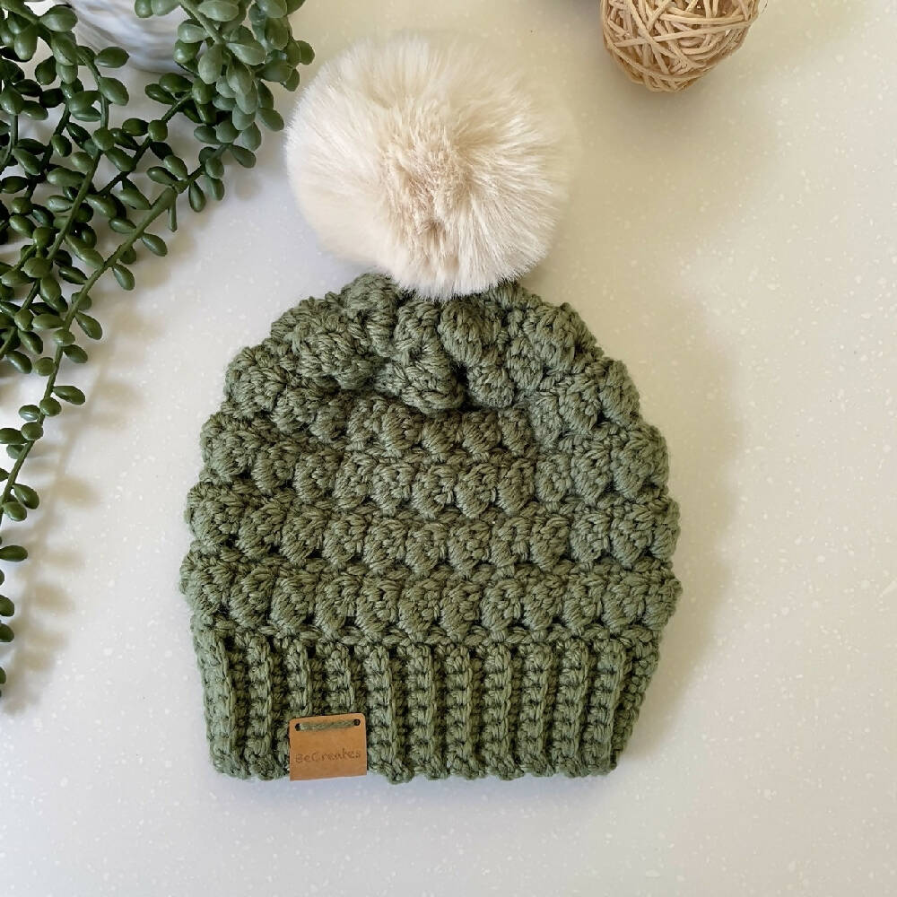 Newborn-baby-beanie-Sage_IMG_4197 Large