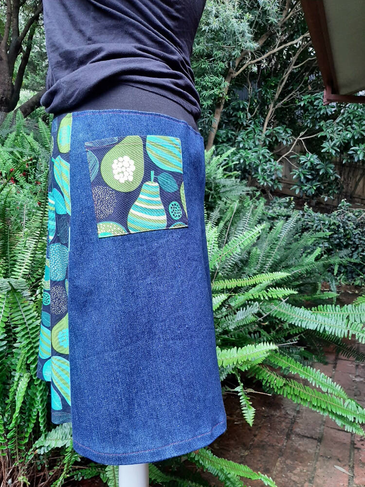 Avocado and pear skirt in blues and greens