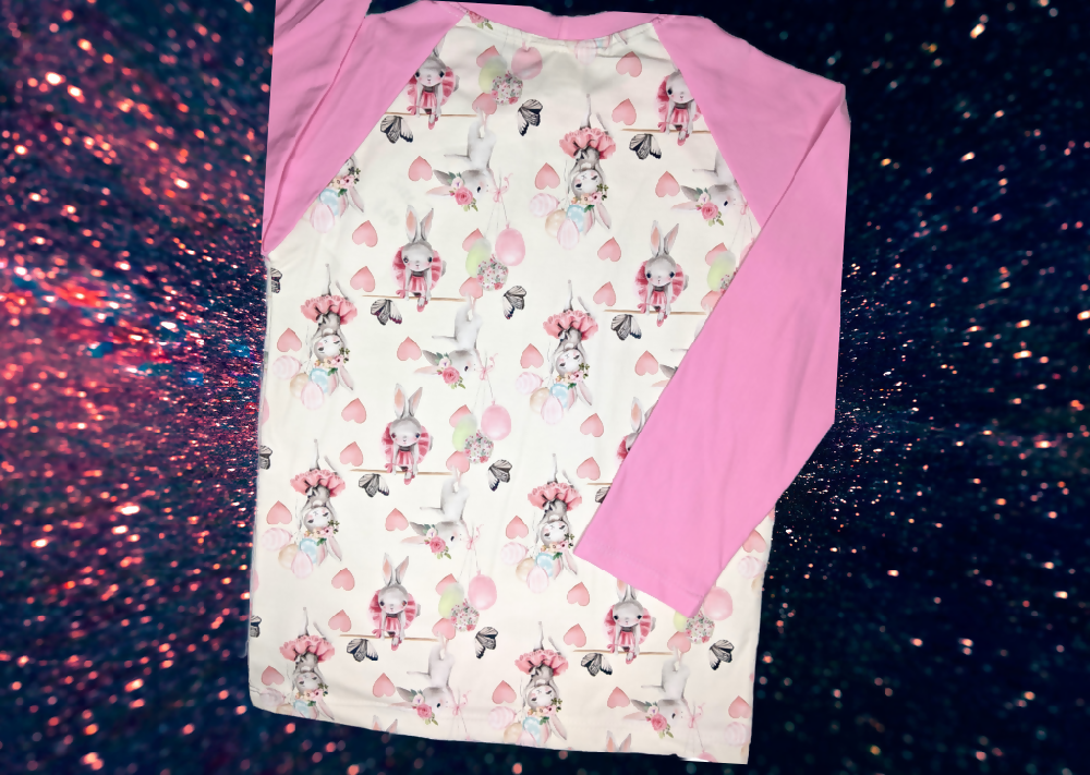 Bunny Heart Balloon Tee Back_InPixio_InPixio_N_InPixo_SX