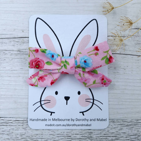 Handmade fabric hair bow, Easter hair bow, pink.