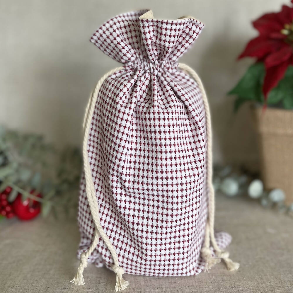 Reusable-Gift-Bag-Christmas-White-Red