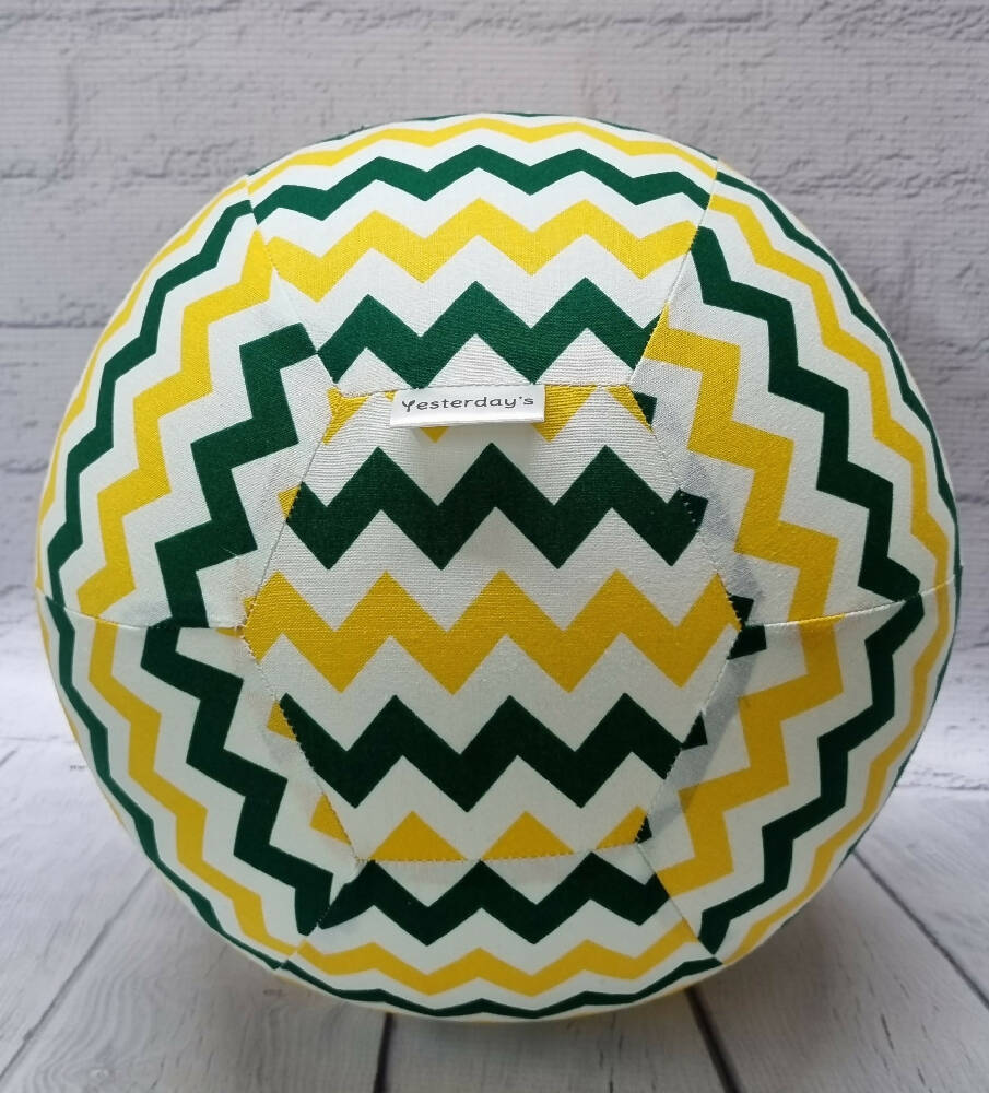 Balloon Ball: Aussie Gold: solid print