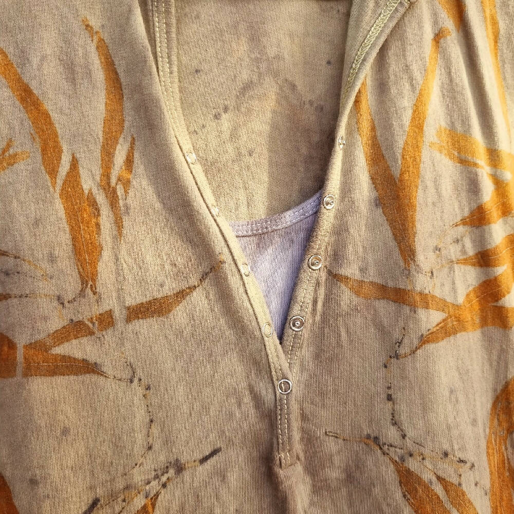 Cotton T-shirt - Upcycled - Plant-Dyed