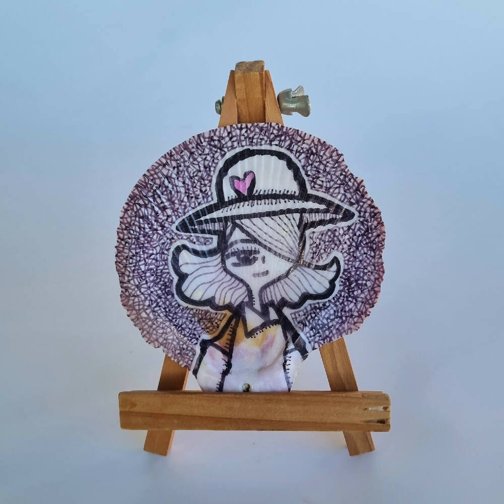 Scallop Series : Tatum Original Ink on a scallop shell from Jervis Bay