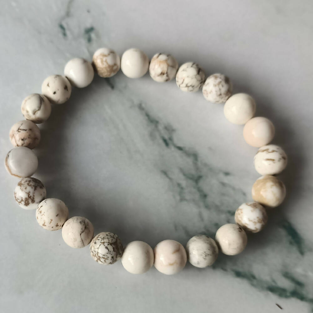 White Magnesite Gemstone Stretchy Bracelet 8mm