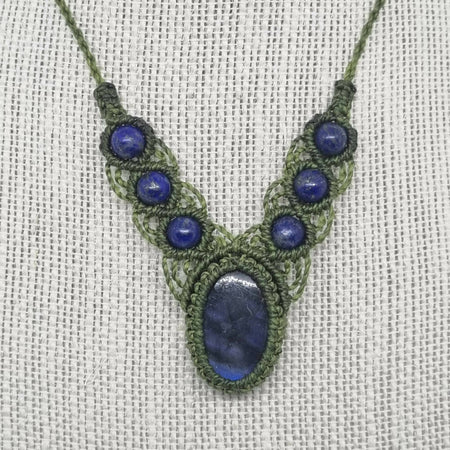 Olive macrame necklace with Labradorite and Lapis Lazuli